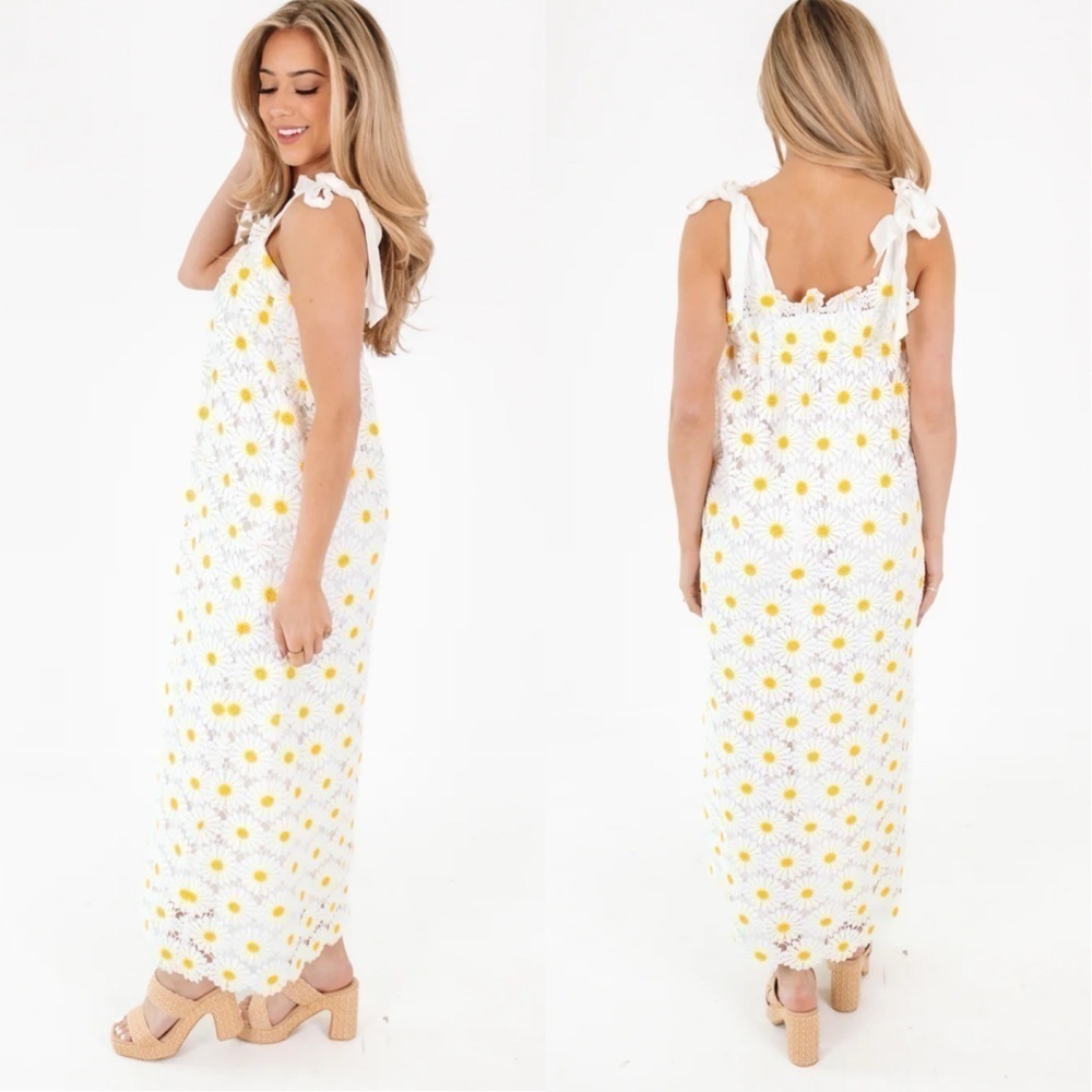 J. Marie Jenna Tie Strap Square Neck White Floral Daisy Lace Shift Midi Dress